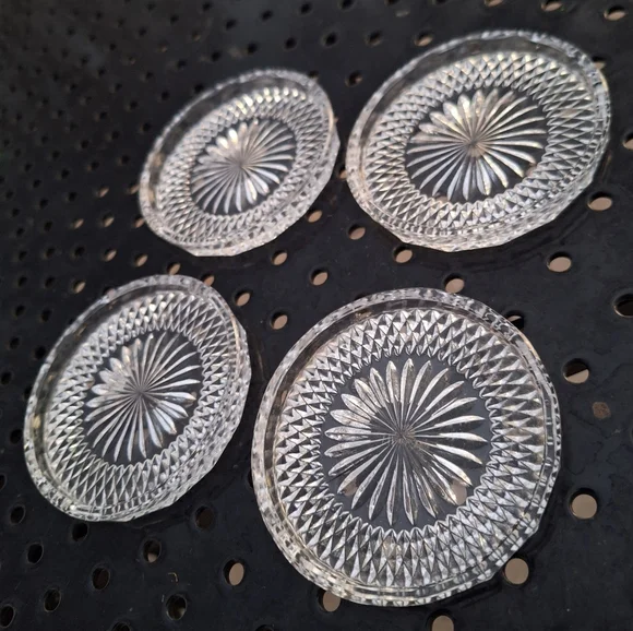 Crystal Glass Coaster Set of 4 Vintage Drink Holder or Trinket Dishes Clear - Picture 6 of 16